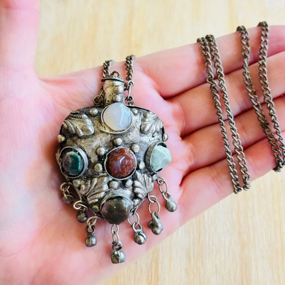 VTG Snuff Poison Perfume Bottle Box Necklace Pendant Agate Stone Rare Retro 30